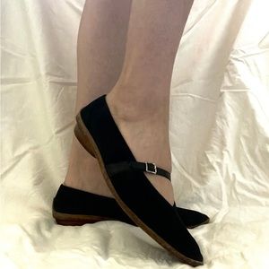 Classic vintage Audrey Salvatore Ferragamo Mary Janes